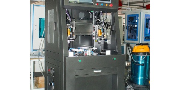 自動擰螺絲機(jī)使用時需要注意事宜？-堅豐股份