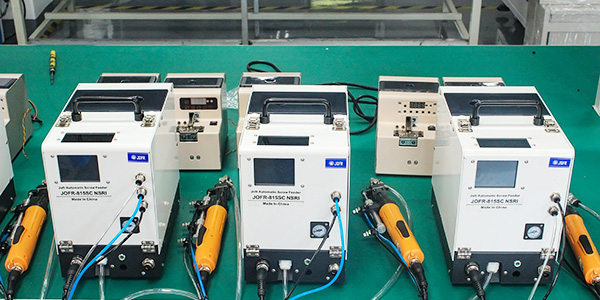 使用自動鎖螺絲機要注意哪些方面？堅豐電子告知您